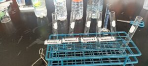 Fig. 17. Colocamos muestras.